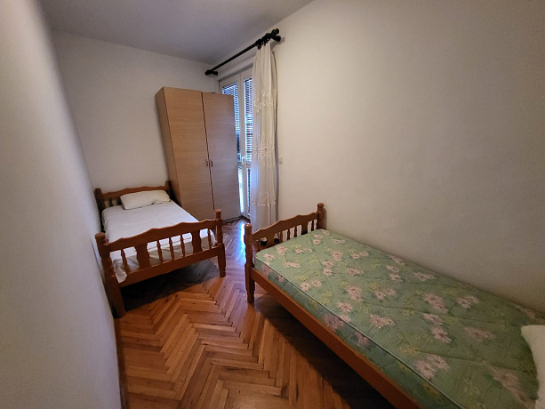Wohnung mit zwei Schlafzimmern in Budva